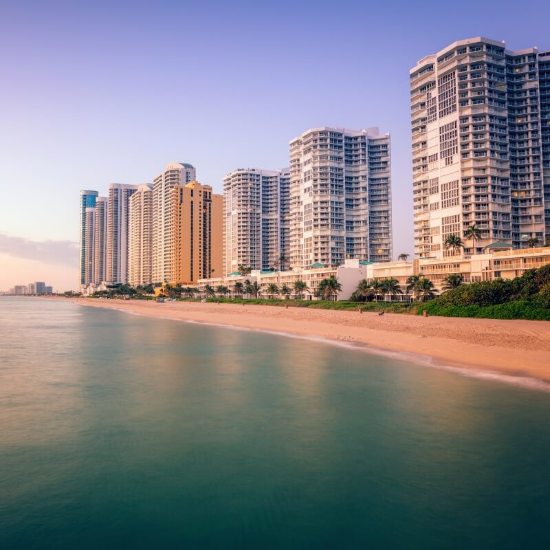 SUNNY ISLES BEACH | EL EQUIPO INMOBILIARIO